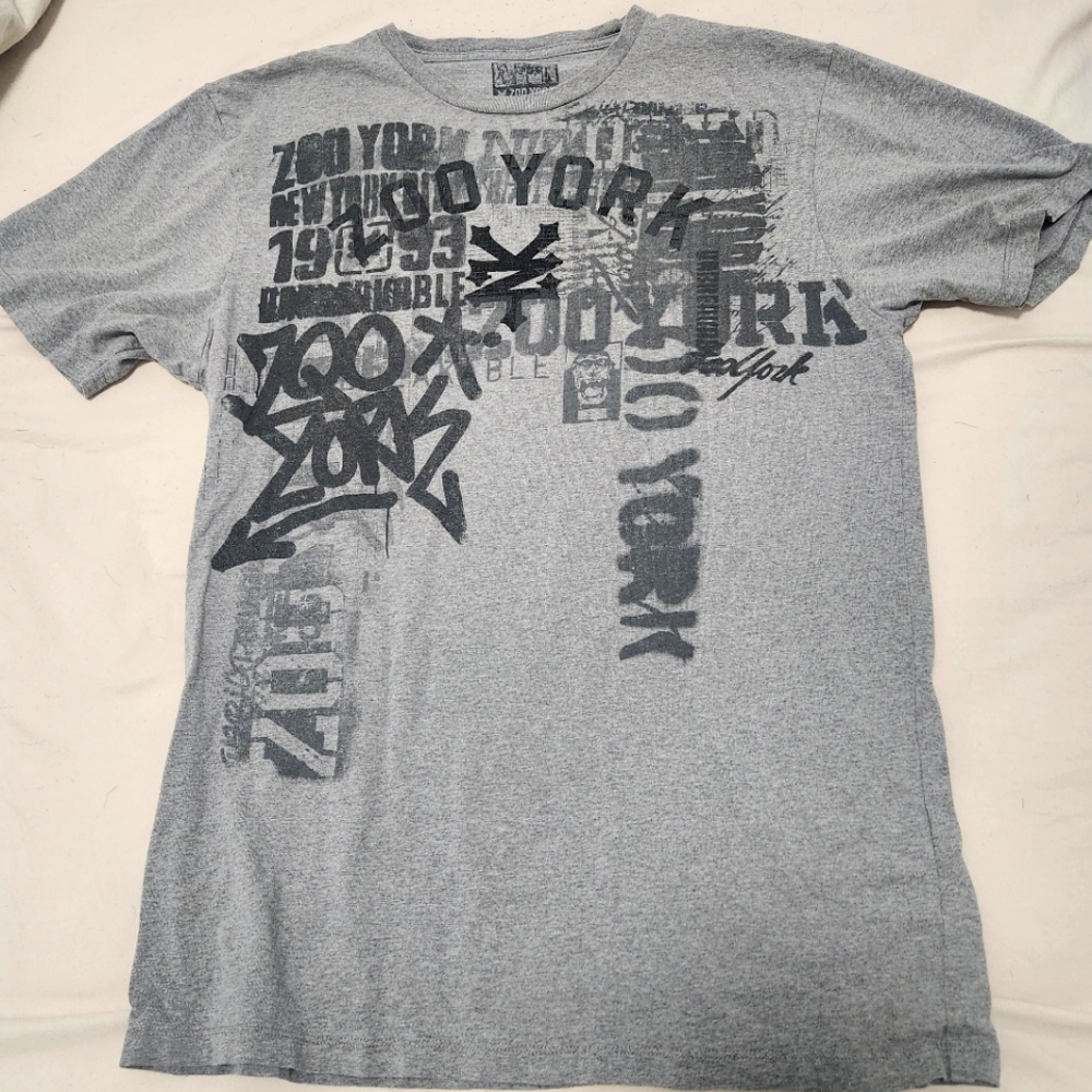 Zoo York graphic tee